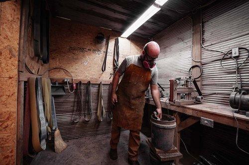 mobile - carousel-hero-element image-6