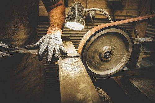 mobile - carousel-hero-element image-3