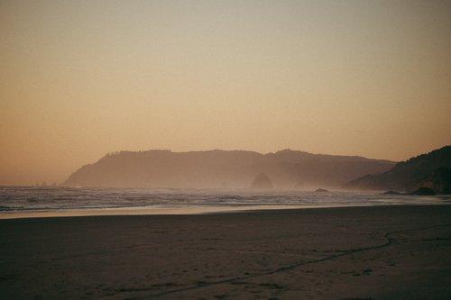 carousel-hero-element image-3